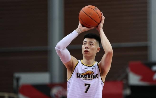 张镇麟因伤退出中国男篮集训辽宁队致谢篮协
